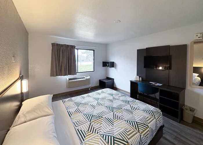 Hotel 6-glenview, Il - Chicago North 4*