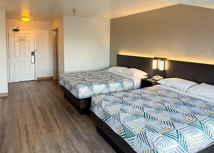 6-glenview, Il - Chicago North 4* Glenview