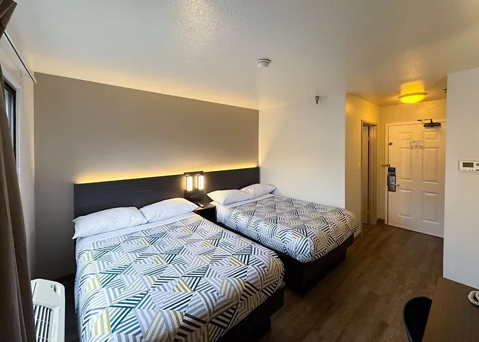 Hotel 6-glenview, Il - Chicago North